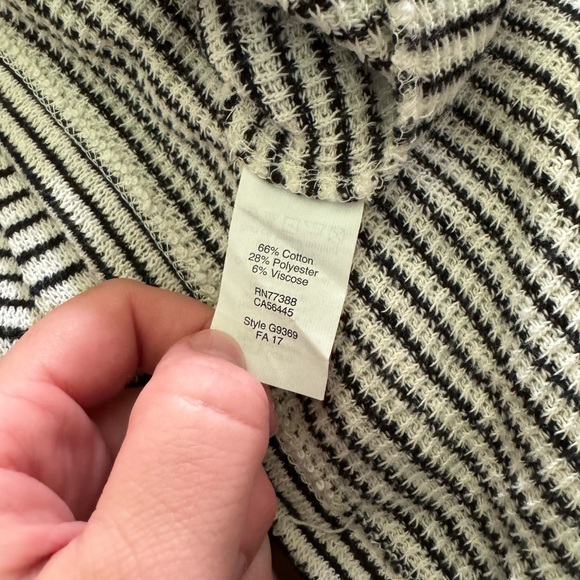 Mile(s) by Madewell Funnel Neck Tie Sleeve Sweatshirt in Stripe - Picture 7 of 7